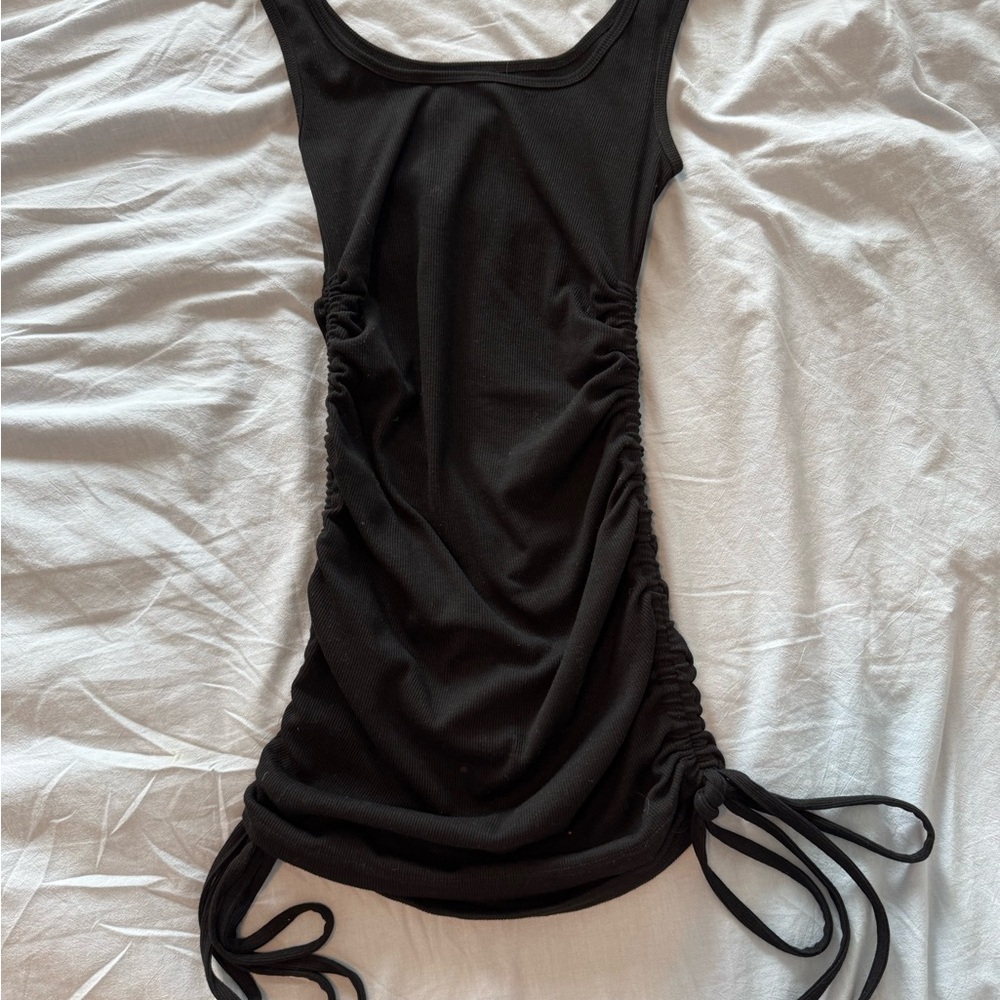 Black Ruched Sleeveless Dress